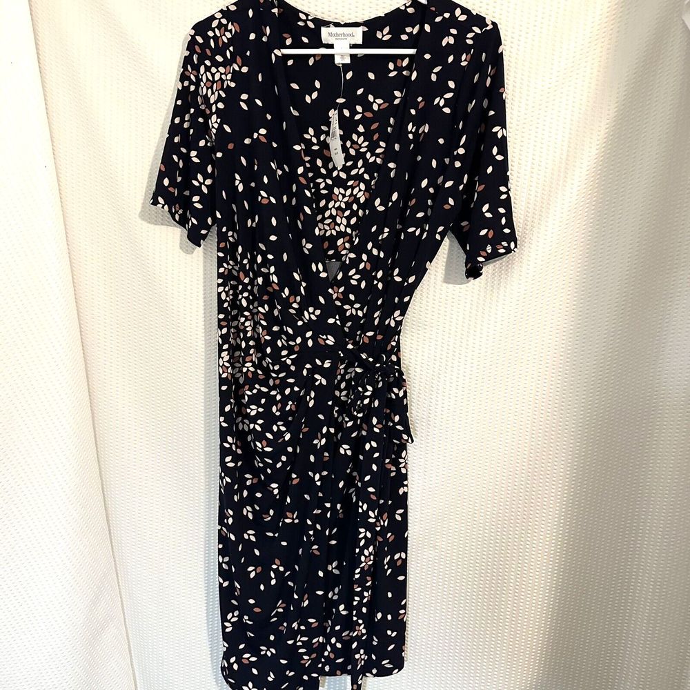 Motherhood Maternity Nursing Dress Tie Belt Size Large NWT Very Nice